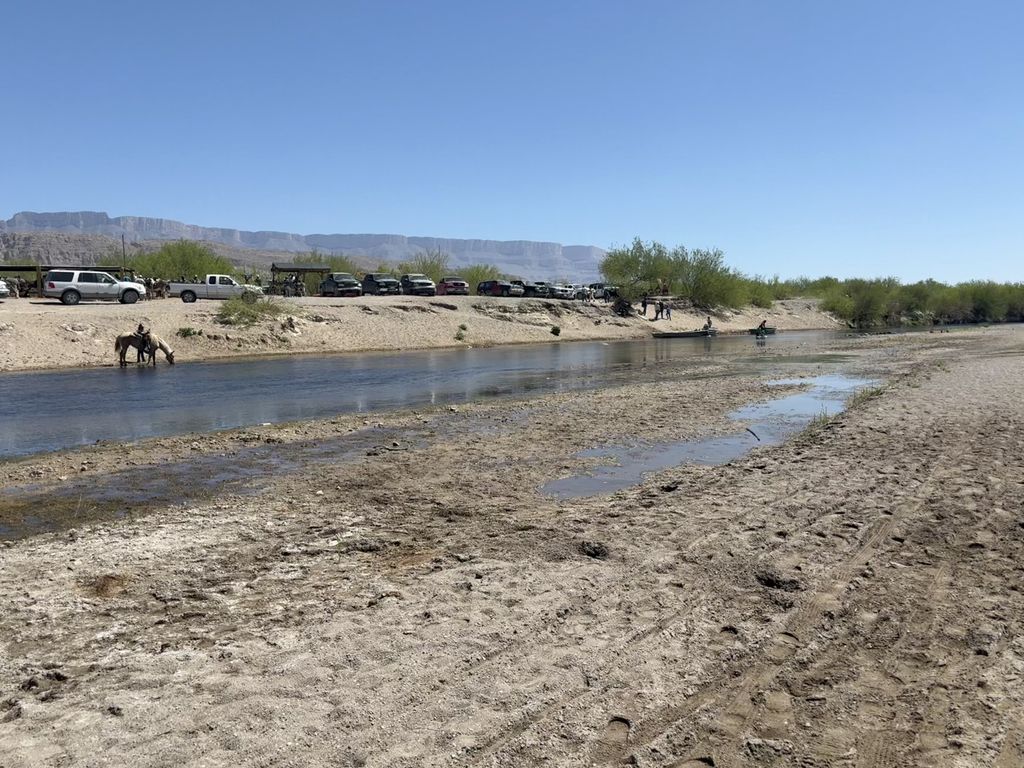 Crossing the Rio Grande to get to Mexico.