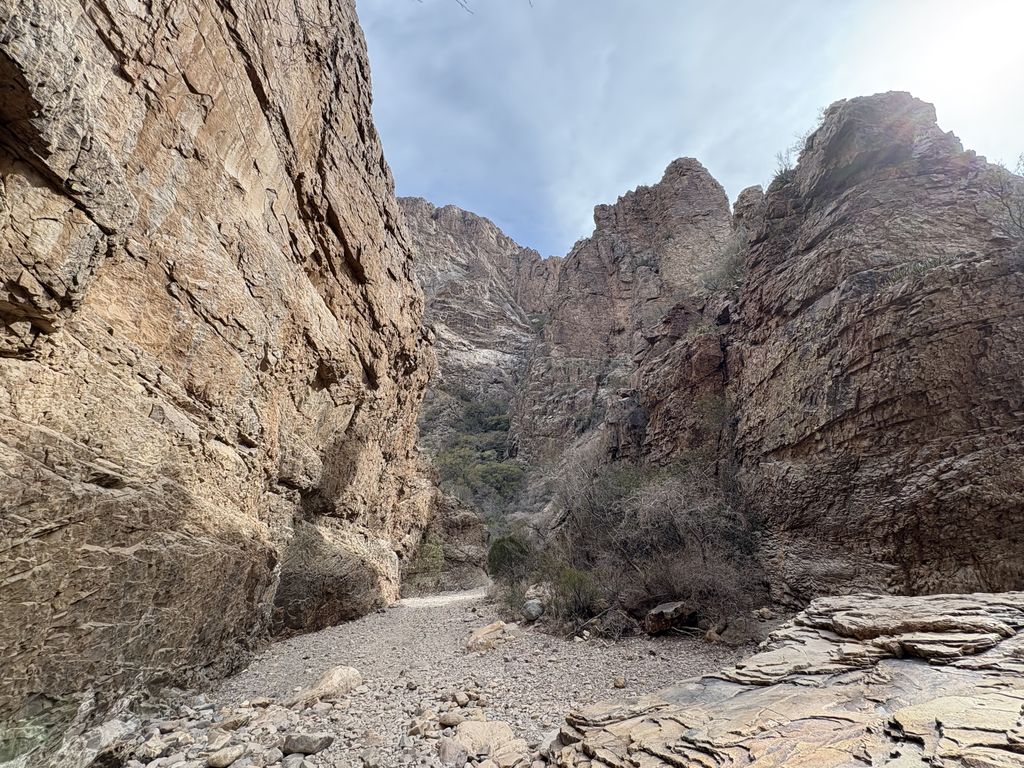 Entering the canyon on the Window Trail.